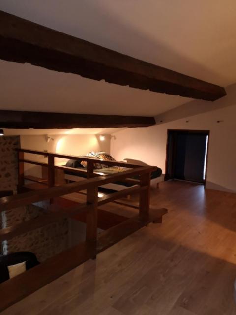 Maison Perouges
