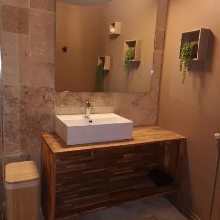 Maison Perouges Spa Buitenkant foto